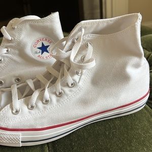 Converse High tops men’s 10 ladies 12